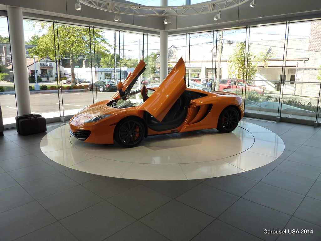 Motorstreet 360 Studio Booth 5